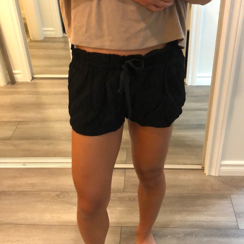Wilfred black shorts